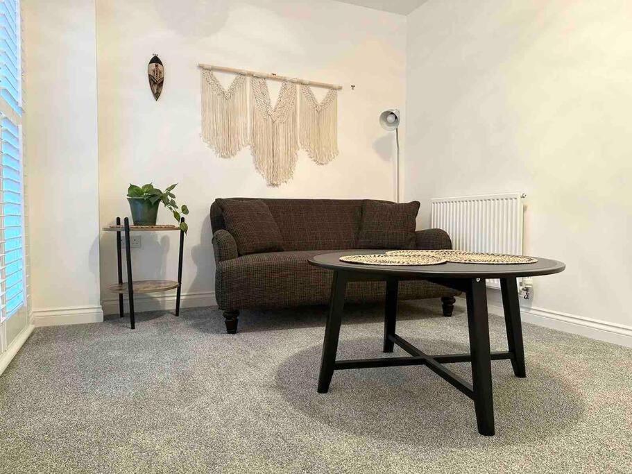 Serene Home Ideally Connected To Central London Bromley Eksteriør bilde